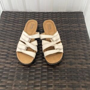 Clark’s collection sandals, women’s size 8